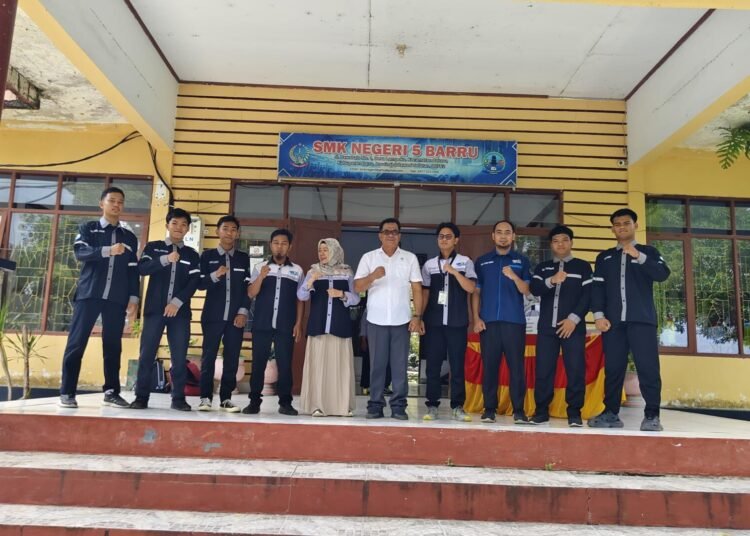 Siswa SMKN 5 Barru Prakerin ke PT Panasonic