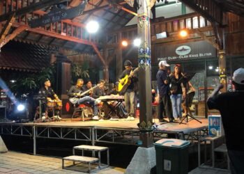 sumber-pendopo Ageng blitar