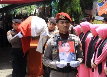 Selamat jalan, Ipda Arman. Dedikasimu akan selalu dikenang.