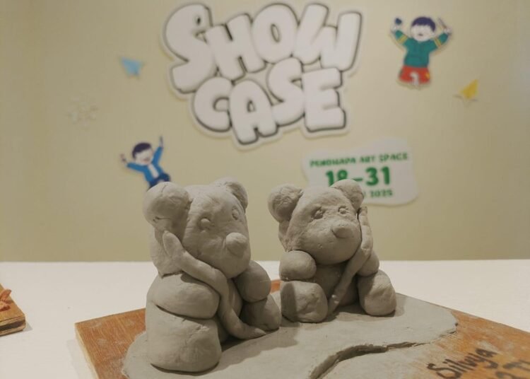 Pendhapa Art Space Dorong Pendidikan Seni Inklusif Lewat Program “Art Fun PAS for Children” 46 Salah satu patung hasil karya dalam program Art Fun PAS for Children (foto Yusuf)