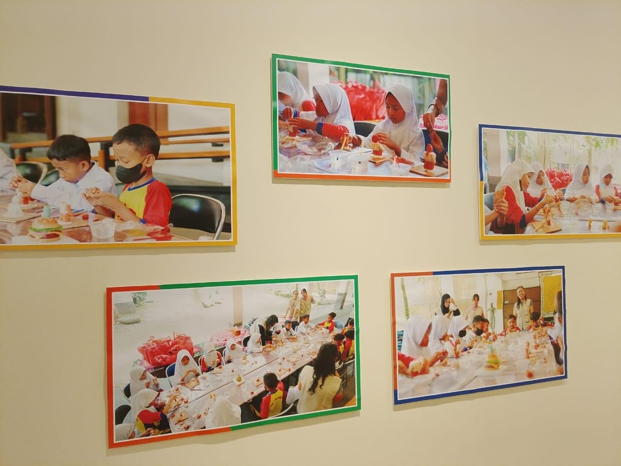 Pendhapa Art Space Dorong Pendidikan Seni Inklusif Lewat Program “Art Fun PAS for Children” 48 Foto-foto kegiatan anak - anak dalam pembuatan patung (Foto Yusuf)