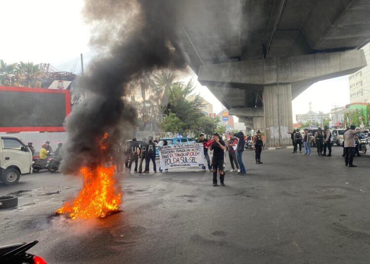 Mahasiswa GAM Gelar Aksi di Makassar, Desak Polda Sulsel Copot Dirkrimum dan Realisasikan Tuntutan 17+8 Poin 46 Tuntutan 17+8