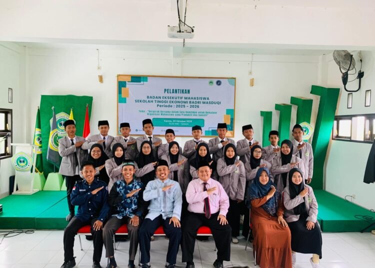 BEM STEBI BAMA Resmi Dilantik, Kabinet “Bama Bersinergi ” Siap Beraksi.! 46 IMG 20251030 WA0064