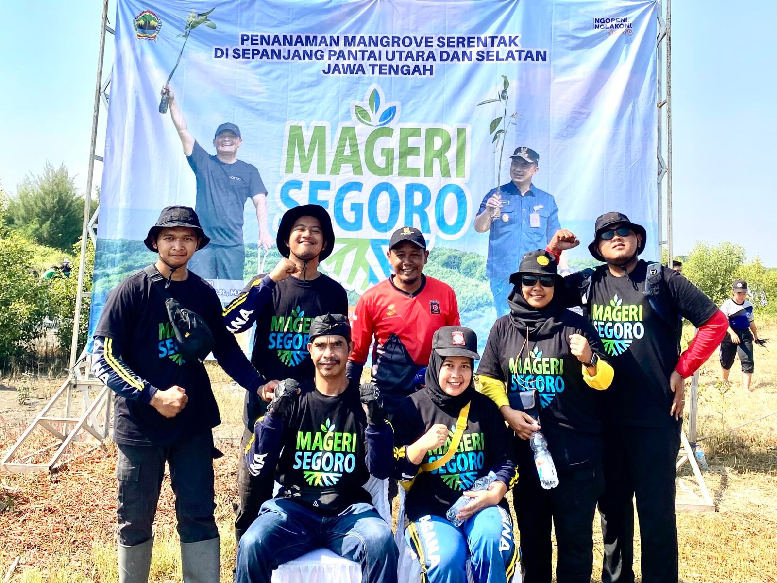 TAGANA Kabupaten Kendal Ikuti Penanaman Mangrove Serentak “Mageri Segoro” Provinsi Jawa Tengah Tahun 2025 47 Taruna Siaga Bencana (TAGANA) Kabupaten Kendal turut berpartisipasi dalam kegiatan Penanaman Mangrove Serentak “Mageri Segoro” Provinsi Jawa Tengah Tahun 2025. (Sumber: RF)