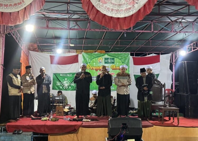 Semangat di Tengah Hujan: Mahasiswa KKN Reguler 85 UIN Walisongo Posko 37 Ikuti Pengajian Umum Selapanan NU di Desa Kedungboto 46 IMG 6238