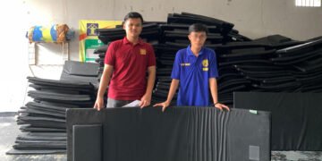 BENGKULU (18 Oktober 2025) – Dalam upaya mewujudkan pemenuhan hak dasar bagi Warga Binaan Pemasyarakatan (WBP), Lembaga Pemasyarakatan (Lapas) Kelas IIA Bengkulu melaksanakan kegiatan pembagian matras di blok-blok hunian, Sabtu (18/10). Kegiatan ini dipimpin langsung oleh Kepala Sub Seksi Bimbingan Kemasyarakatan dan Perawatan (Bimkemaswat), Fardan Kristiandy, bersama jajaran petugas.