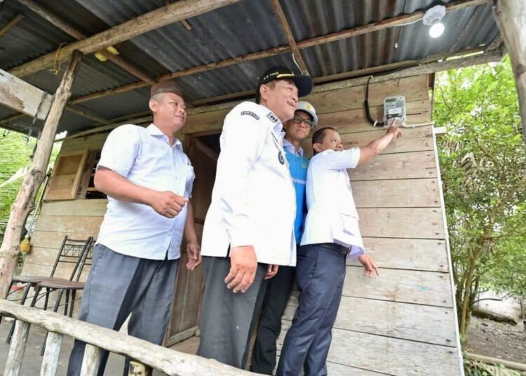 Merdeka dari Kegelapan, Cerita Warga Musi Banyuasin Akhirnya Nikmati Listrik Gratis 46 listrik gratis