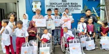 Rumah Zakat berbagi Kebahagian kepada Disabilitas