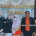 KEJARI BELAWAN TAHAN DUA KEPSEK DI MEDAN TERKAIT DUGAAN KORUPSI DANA BOS