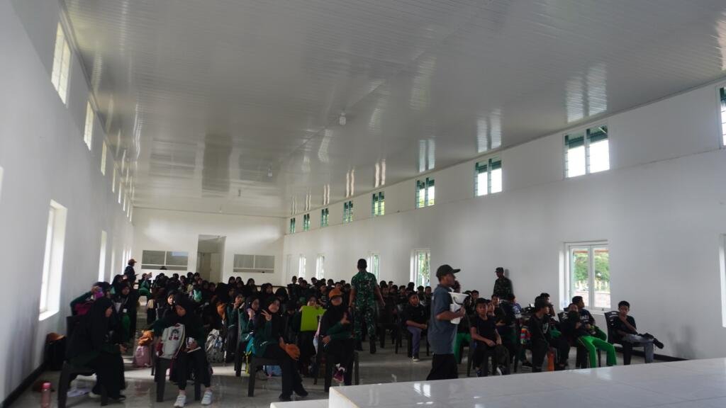 Tumbuhkan Jiwa Nasionalisme, Siswa Rombel 6 SDIT Al-Fadiyah Lakukan Field Trip di Rindam XIV Hasanuddin 3 WhatsApp Image 2025 10 09 at 00.52.02