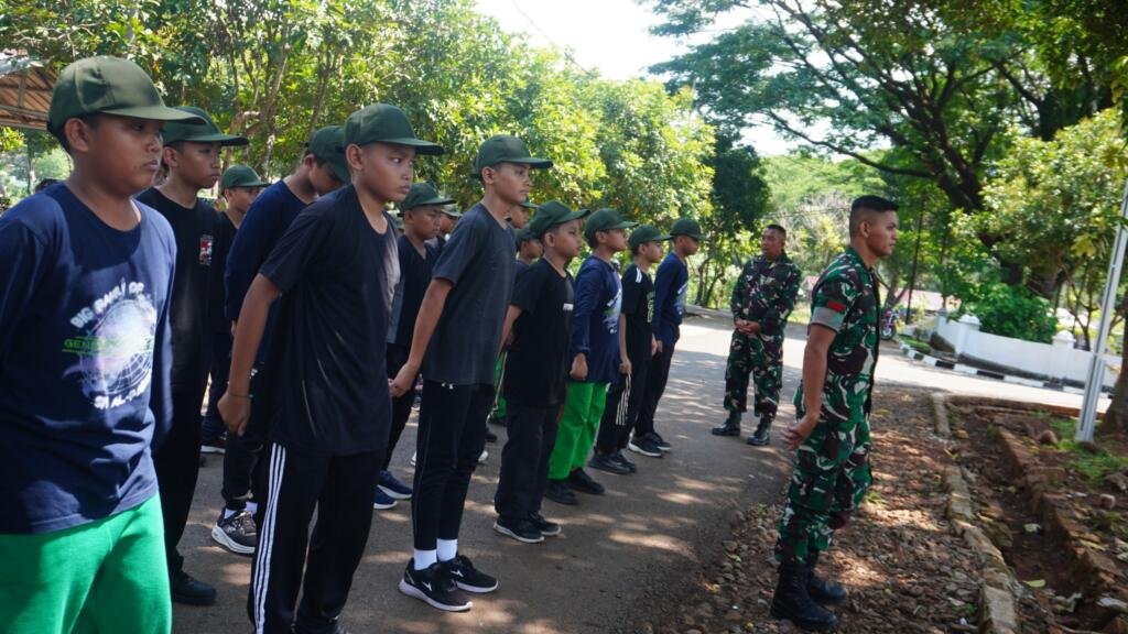 Tumbuhkan Jiwa Nasionalisme, Siswa Rombel 6 SDIT Al-Fadiyah Lakukan Field Trip di Rindam XIV Hasanuddin 4 WhatsApp Image 2025 10 09 at 00.52.03