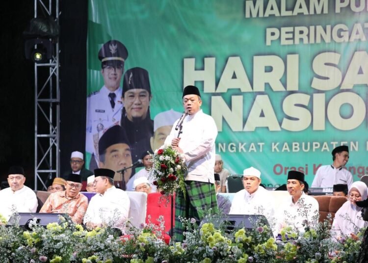 Peringatan Hari Santri Nasional di Purwakarta, Menteri Nusron: Kontribusi Santri Jadi Fondasi Kemerdekaan Indonesia 46 Peringatan Hari Santri Nasional di Purwakarta, Menteri Nusron: Kontribusi Santri Jadi Fondasi Kemerdekaan Indonesia