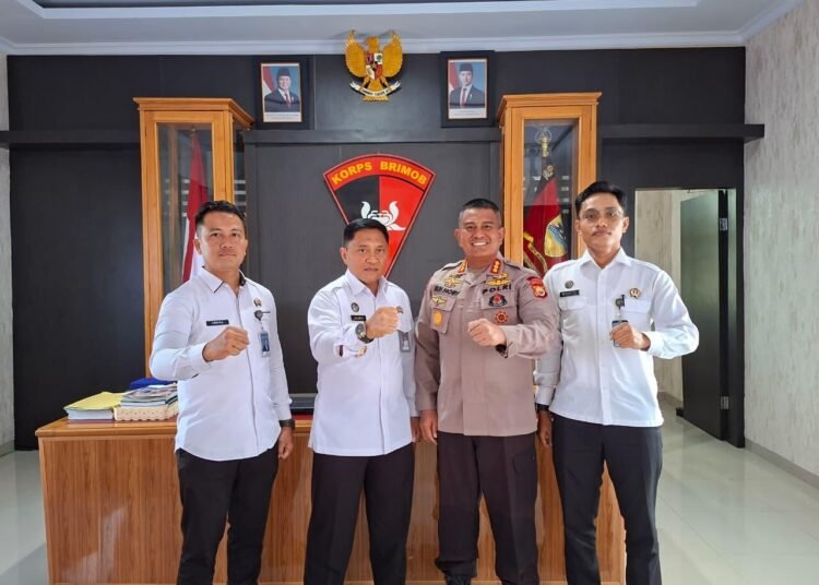 Kalapas Bengkulu Perkuat Sinergi Pengamanan dengan Brimob Polda Bengkulu 46 Lapas Bengkulu, Julianto Budhi Prasetyono, Brimob Polda Bengkulu, Sinergi Pengamanan, Hilmawan Indra Waskito, Andika Saputra, Kamtib Lapas, Kolaborasi APH, Pemasyarakatan, Kementerian Imigrasi dan Pemasyarakatan, Bengkulu