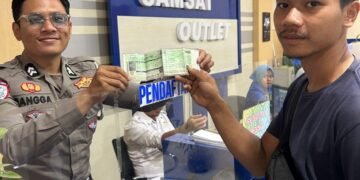Polantas Menyapa: Polresta Bogor Kota Gencar Sosialisasi Mekanisme Pembayaran Pajak dan Pengesahan STNK 29 WhatsApp Image 2025 10 28 at 10.41.51 5c3de44d