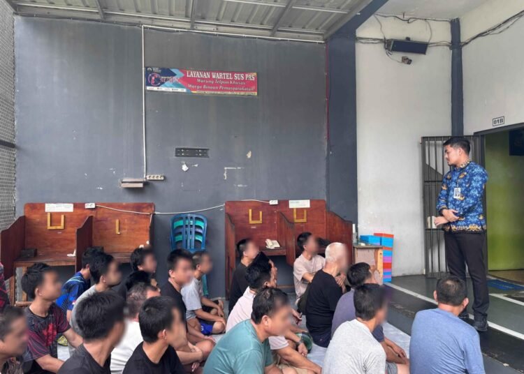Beri Arahan WBP, Ka. KPR Tekankan Pentingnya Ketertiban dan Kebersihan di Lingkungan Rutan 46 Rutan