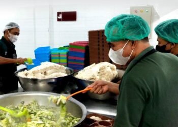 Kalapas Bengkulu Pastikan Dapur Lapas Layani Warga Binaan dengan Gizi Seimbang 46 Lapas Bengkulu, Dapur Lapas, Menu Bergizi, Kebersihan Dapur, Pelayanan Makanan, Julianto Budhi Prasetyono, Kemenkumham Bengkulu