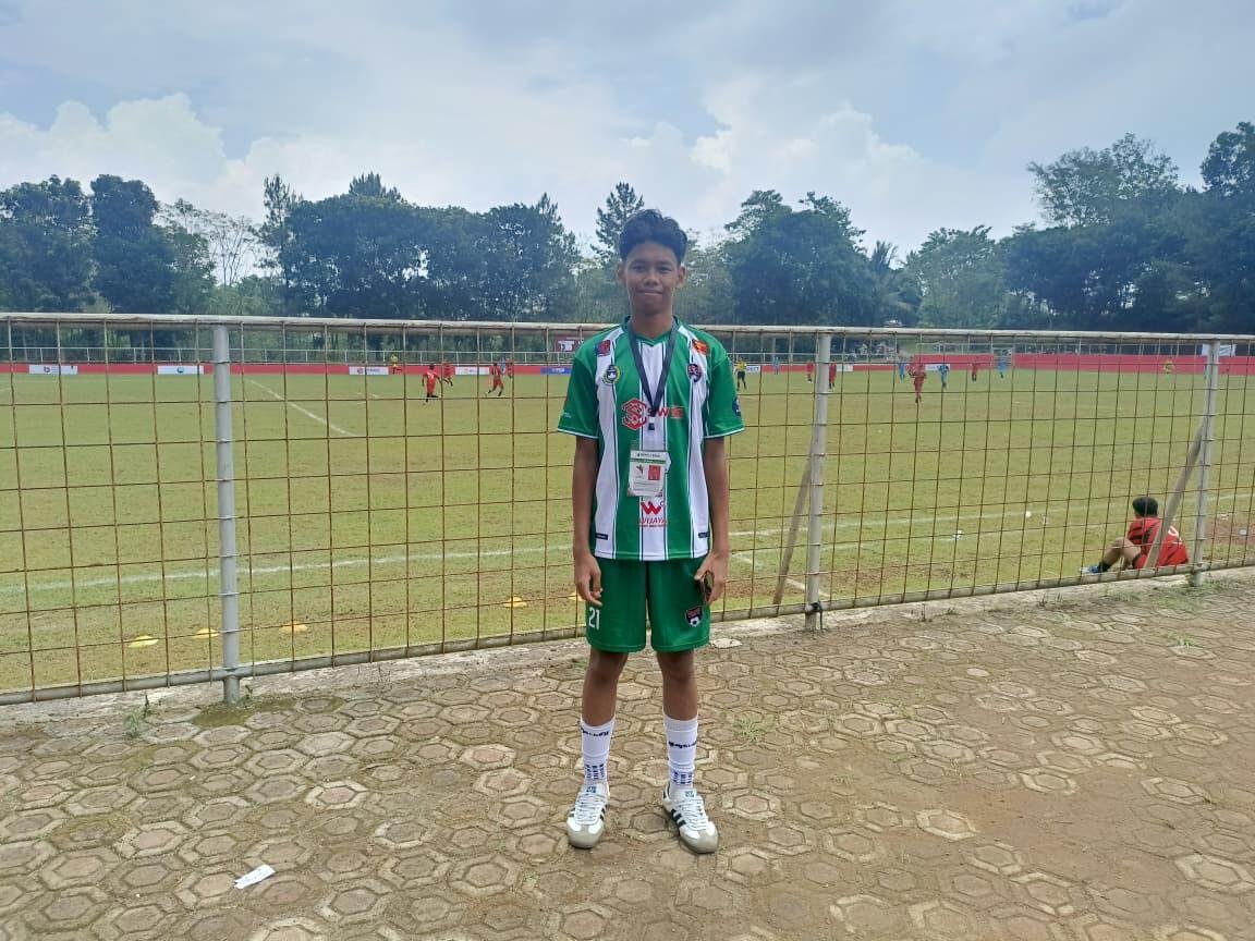 Kisah Krisna, Pemuda Sleman Yang Berani Tinggalkan Keluarga Demi Mengejar  Mimpi Berseragam Persib Bandung!!! | Siaran Berita, image size:1152x864