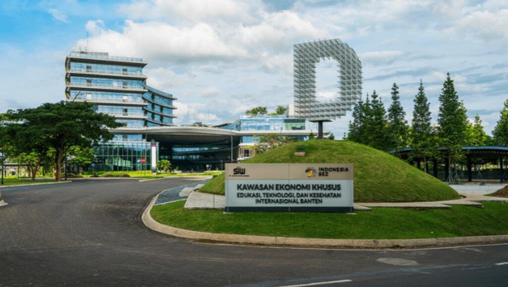 medium D HUB Special Economic Zone in BSD City ab424b950f