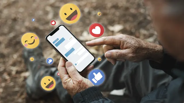 Dari Klik ke Kritik: Jadi Warga Negara Pintar di Era Sosmed 46 okta