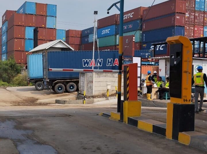palang parkir nontunai tol 1