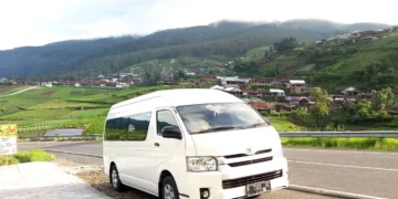sewa hiace jakarta