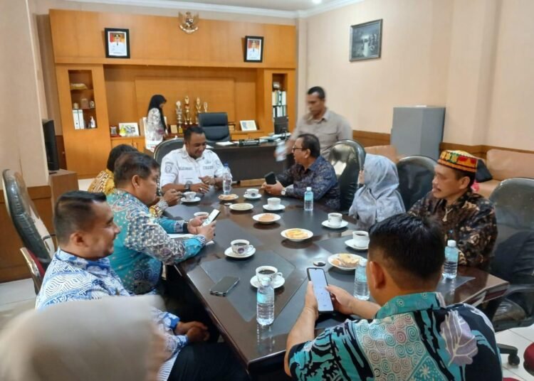 Diskusi Bersama