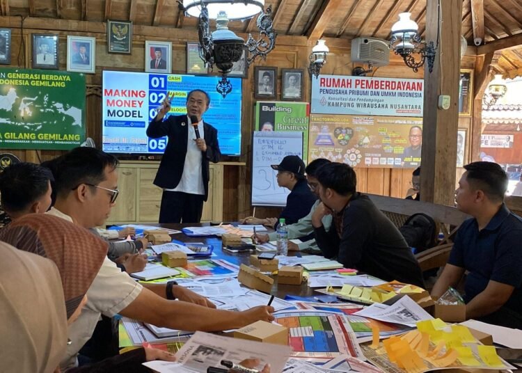 Mendorong Akselerasi Pengembangan Ekonomi Kreatif sebagai Jembatan Emas Menuju Indonesia Emas 2045 46 Coachfahmi, HIPPI