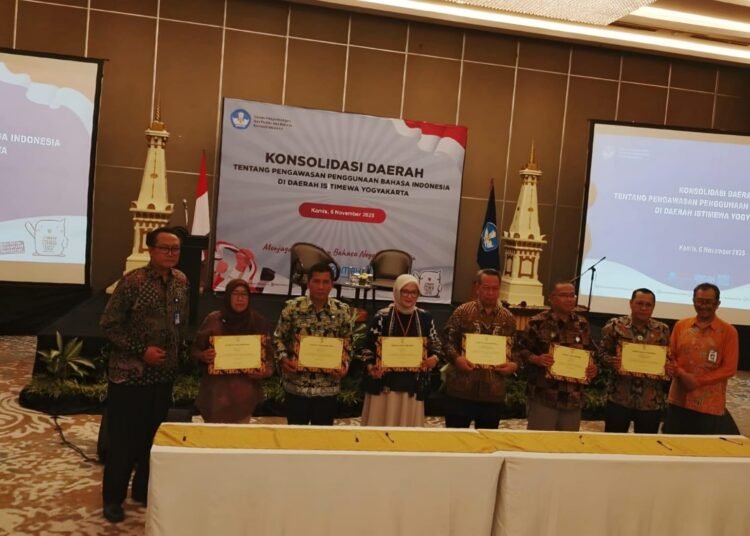 Komitmen Bersama dalam Pengawasan Bahasa Indonesia di Lingkungan Provinsi Daerah Istimewa Yogyakarta (Foto Yusuf)