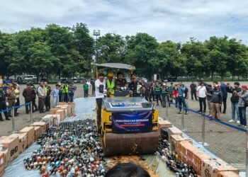 Distribusi Makin Licin, Bea Cukai Banten Bongkar Modus Baru Rokok Ilegal Lewat Jasa Titipan 46 IMG 20251112 WA0012