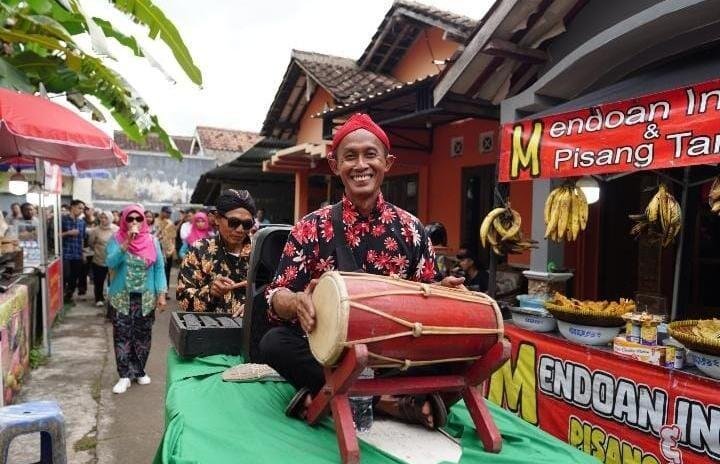 Kirab pembukaan Ngayogjazz 2025 yang diikuti seniman - seniman dari Imogiri (Ngayogjazz/Yusuf)