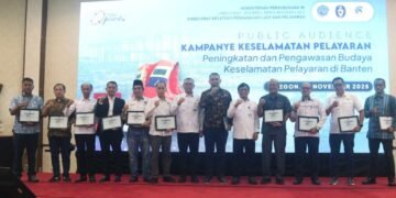 Direktur Kesatuan Pengawasan Laut