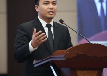 Guru Besar yang Tak Bergelar Profesor Adalah Guru 55 guru