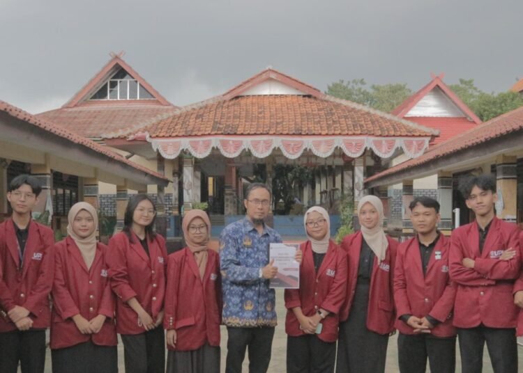 Mahasiswa UPI Purwakarta Gelar Workshop Kreatif Belajar Coding di SMPN 6 Purwakarta 46 Coding