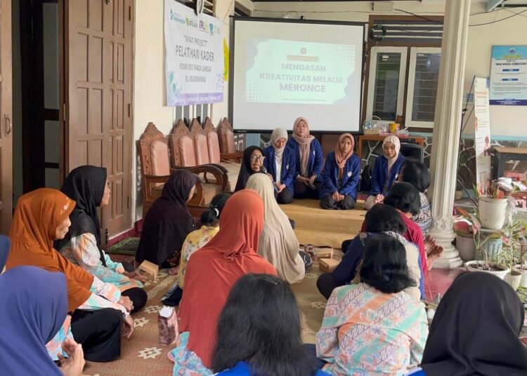 Sekolah Lansia Mugi Waras Moyudan Gelar Pelatihan Meronce untuk Tingkatkan Kreativitas dan Kesehatan Mental Peserta Lanjut Usia 46 Sekolah Lansia Mugi Waras Moyudan