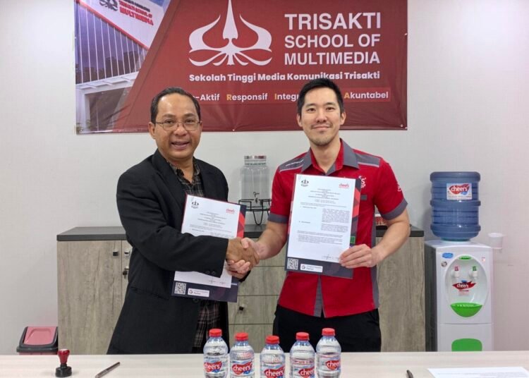 Trisakti Multimedia dan Cheers Bersinergi untuk Pendidikan dan Lingkungan : Tetes Kolaborasi, Aliran Inovasi! 46 IMG 6280