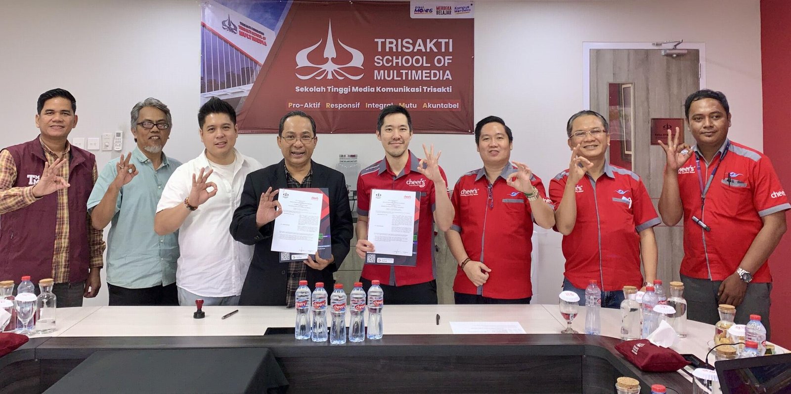 Trisakti Multimedia dan Cheers Bersinergi untuk Pendidikan dan Lingkungan : Tetes Kolaborasi, Aliran Inovasi! 48 IMG 6284 1