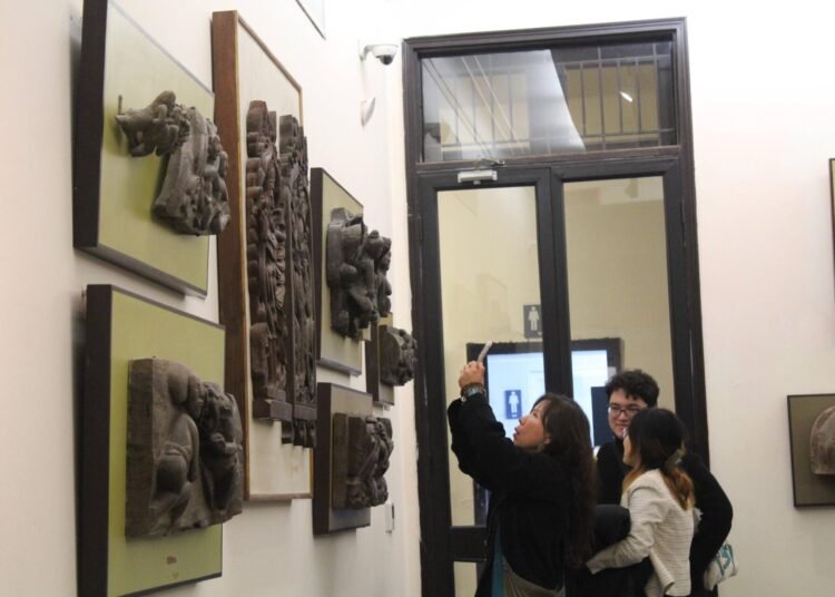 Museum Seni Rupa Nasional Vietnam