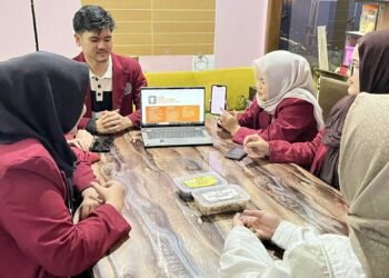 Mahasiswa Fakultas Hukum UMM Gelar Sosialisasi SPPIRT Bersama Dapoer Mamife, Bahas Alur Pendaftaran, Penggunaan OSS, dan Aplikasi SPP-IRT 46 IMG 8813 1