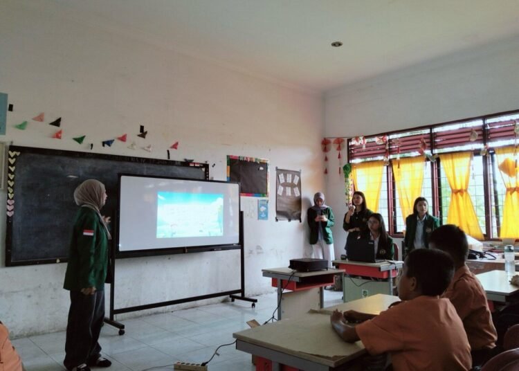 Kelompok 124 Anti Perundungan USU Gelar Sosialisasi di SDN 060885 Medan Baru 46 perudungan