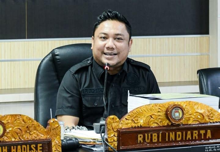 Cakrawala Spensa Raih Piala Bergilir, Ketua Komisi III DPRD Palembang Rubi Indiarta,S.H.,M.H Berikan Apresiasi 46 Screenshot 20251123 203131