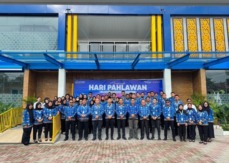 Kantor Pertanahan Kabupaten Asahan Gelar Upacara Bendera Peringati Hari Pahlawan 46 Kantor Pertanahan Kabupaten Asahan Gelar Upacara Bendera Peringati Hari Pahlawan