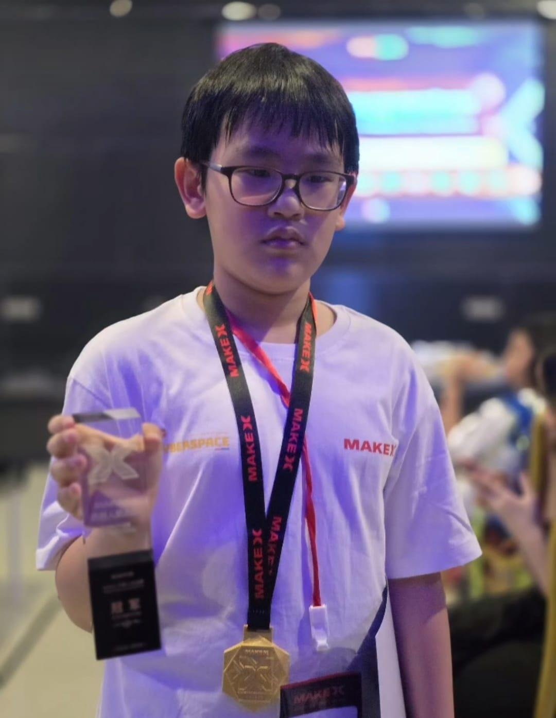 Xavier Bradford Mulyono Harumkan Nama Indonesia di MakeX Robotic Competition Asia 2025