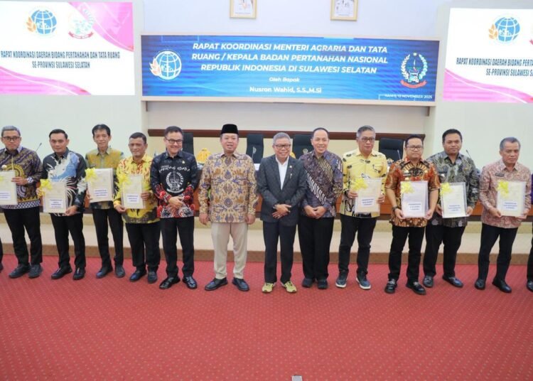 Kementerian ATR/BPN Percepat Sertipikasi Aset Daerah di Sulsel: Wujud Sinergi Pusat dan Daerah 46 WhatsApp Image 2025 11 14 at 09.39.35