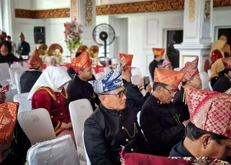 Lapas Bengkulu, HUT ke-57 Bengkulu, Pergelaran Budaya Bengkulu, Penganugerahan Gelar Adat, Sutan Inanyat Syah, Helmi Hasan, Lembaga Adat Bengkulu, Julianto Budhi Prasetyono, Balai Raya Semarak, Pemerintah Provinsi Bengkulu, Kearifan Lokal Bengkulu