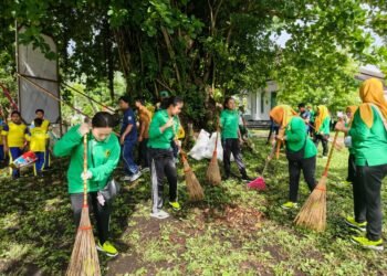 Pengabdian Imipas untuk Negeri, Lapas Bandanaira Bersihkan Situs Bersejarah Jelang Banda Heritage Festival 54 WhatsApp Image 2025 11 17 at 19.05.34 ac819cbe