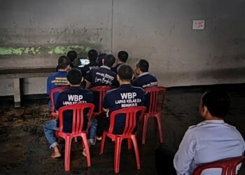 Kelas Moralitas Bersama Huang Laoshi, Lapas Bengkulu Dorong Pembinaan Berkarakter 52 Lapas Bengkulu, Pembinaan Warga Binaan, Kelas Moralitas, Huang Laoshi, Bimkemaswat, Pemasyarakatan, Transformasi Narapidana, Kemenkumham, Bengkulu, Program Pembinaan