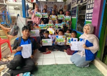 Santri Tunjukkan Keberanian, KKP-PM Kelompok 29 FISIP Unismuh Makassar Gelar Lomba Ceramah dan Mewarnai di TPQ Al-Furqan 49 WhatsApp Image 2025 11 18 at 23.29.08