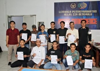 Tanpa Pungutan, Lapas Bengkulu Lepaskan 11 WBP melalui PB 59 Lapas Bengkulu, Pembebasan Bersyarat, WBP Bebas, Integrasi Pemasyarakatan, Pelayanan Publik Bersih, Direktorat Jenderal Pemasyarakatan, Julianto Budhi Prasetyono, Bengkulu, ADM Kamtib, Hak Integrasi
