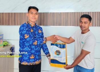Semarak Hari Pahlawan, Pemohon Layanan di Kantah Lhokseumawe Dapat Merchandise Menarik 47 cindera mata