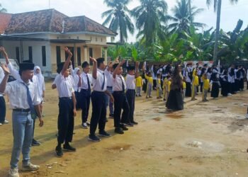 Madrasah Al-Furqan Campaka Pasongsongan Sumenep Gelar Apel Pagi untuk Bentuk Karakter Siswa yang Disiplin dan Mandiri 46 Al-Furqan